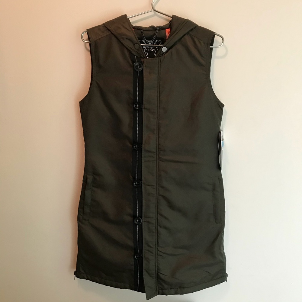 Anorak | Water Resistant Vest | Olive | NWT
